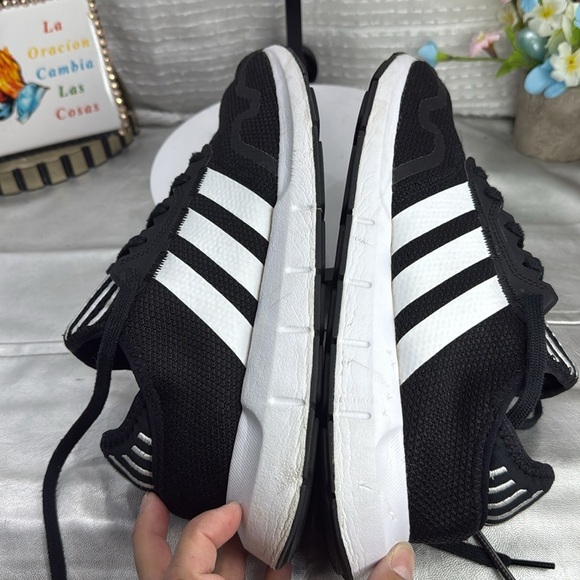 (C) Adidas SWIFT RUN X FY2110 Men's Running Shoes, Black/White, Size 9 - Picture 11 of 13